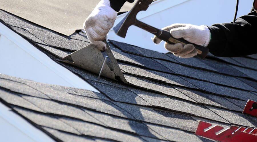 Professional gutter cleaning in Seneca, NE